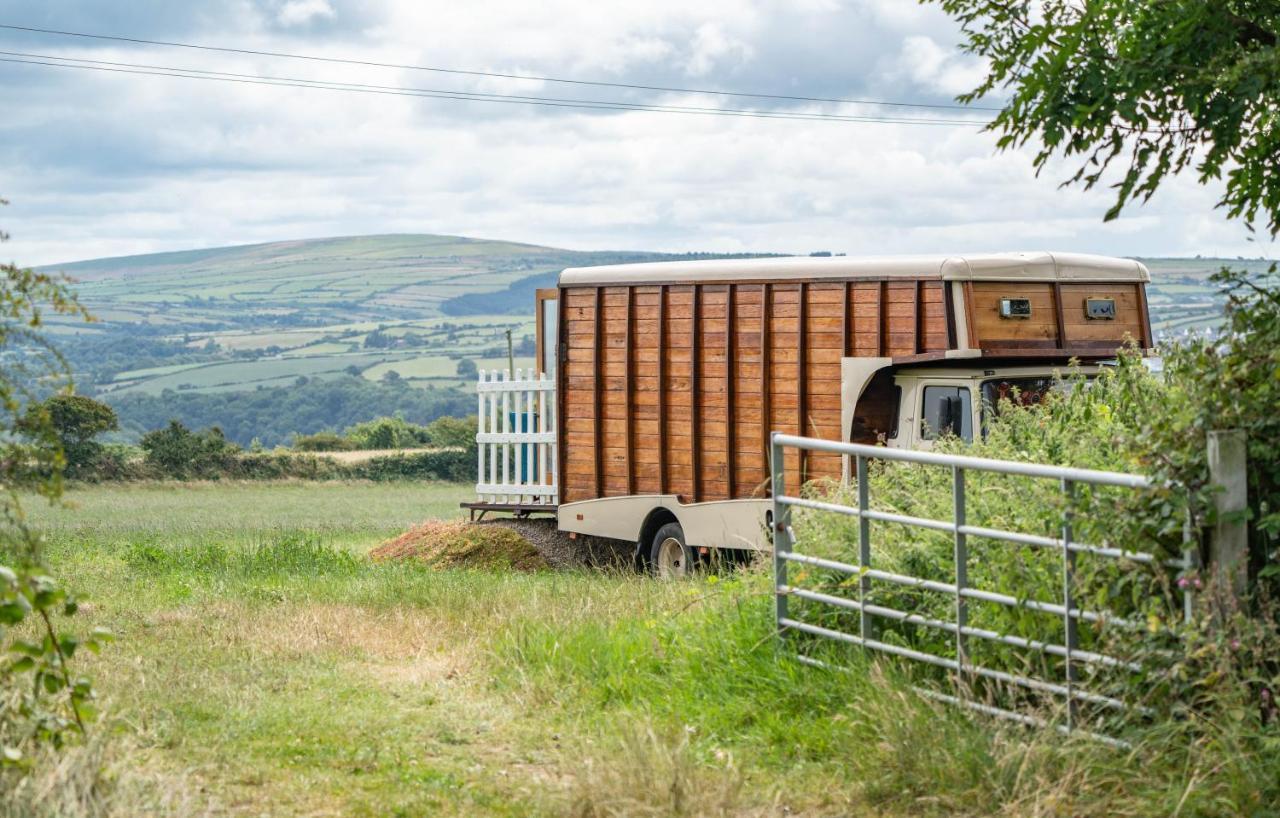 Penrhiw Farm B & B Goodwick Zewnętrze zdjęcie